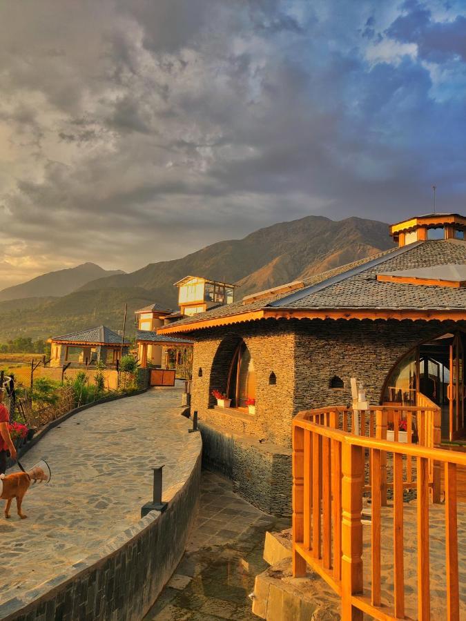 Osho Himalayas Wellness Resort Kangra Zewnętrze zdjęcie