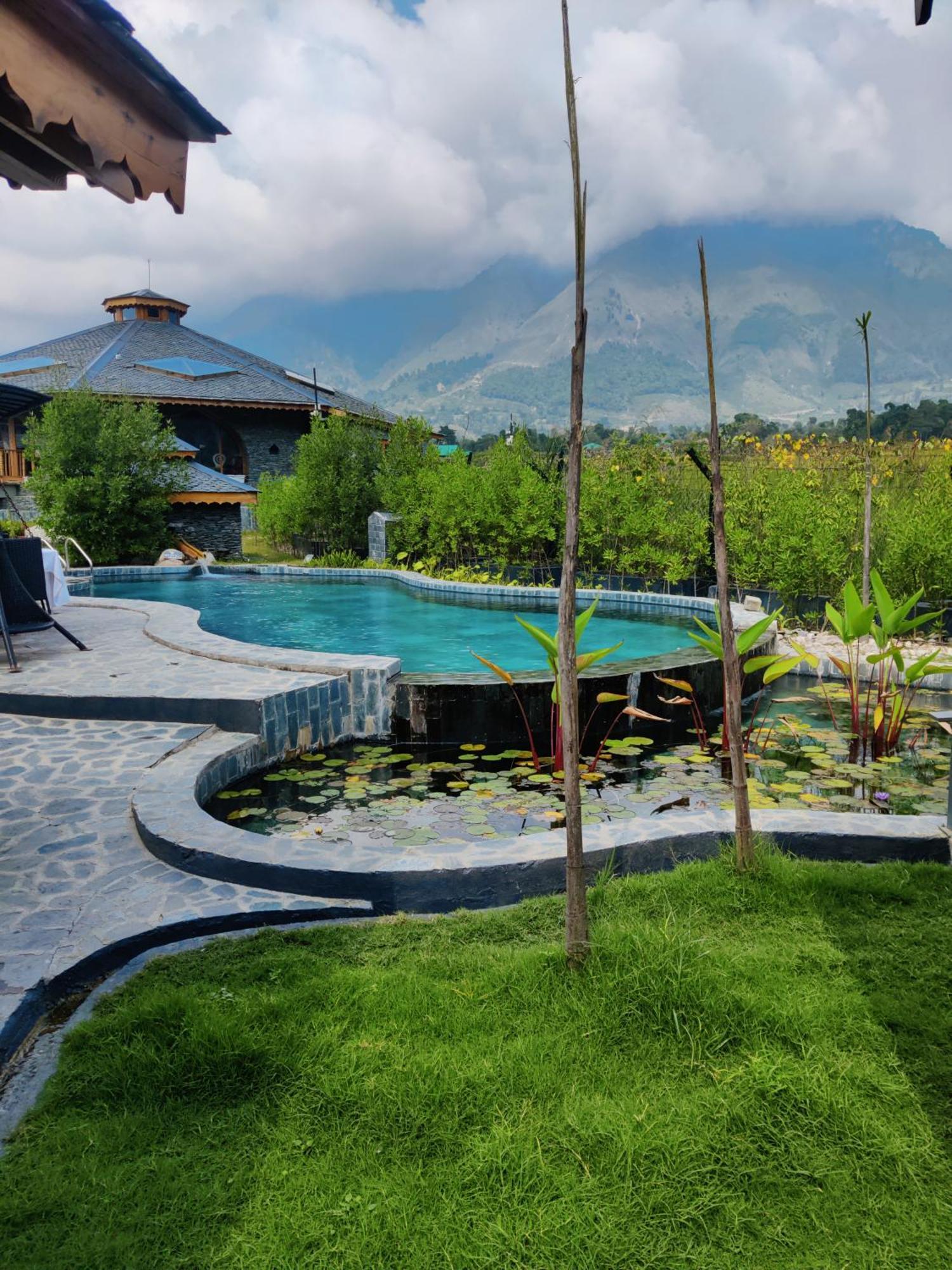 Osho Himalayas Wellness Resort Kangra Zewnętrze zdjęcie