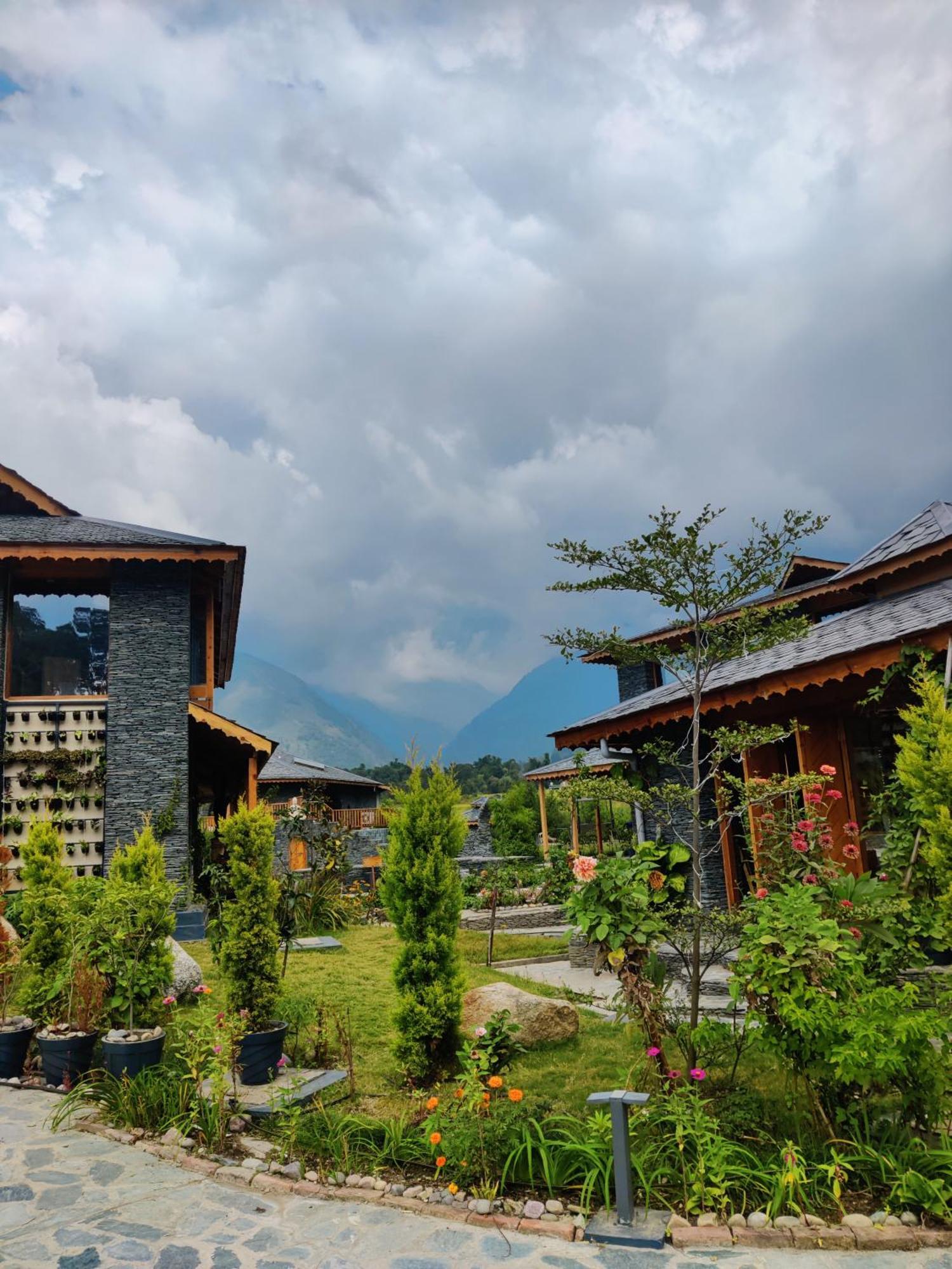 Osho Himalayas Wellness Resort Kangra Zewnętrze zdjęcie